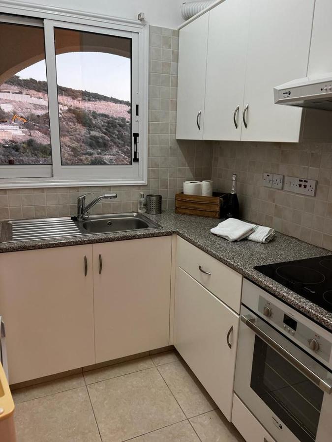 Hillview Apartment เปเยีย ภายนอก รูปภาพ