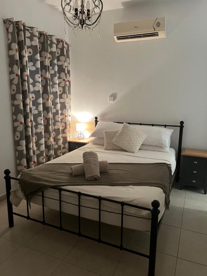 Hillview Apartment เปเยีย ภายนอก รูปภาพ